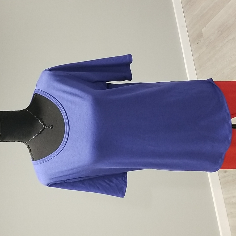 LuLaRoe Gigi top